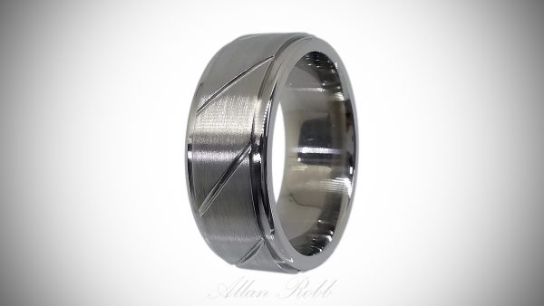 Titanium with Diagonal Grooves